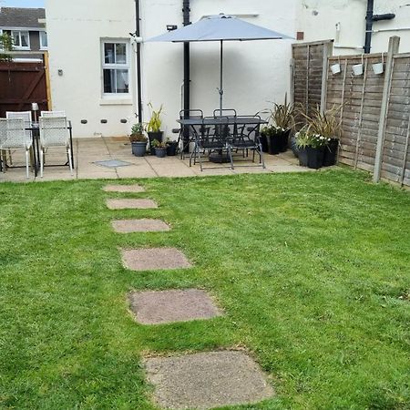 Entire House With Garden & Parking Nr Ashford Int Ashford (Kent) Exterior foto
