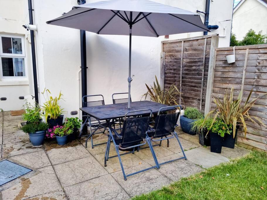 Entire House With Garden & Parking Nr Ashford Int Ashford (Kent) Exterior foto